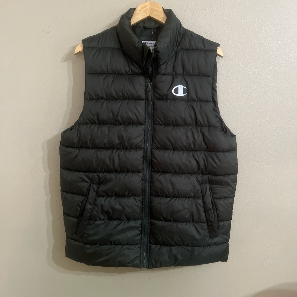 NWT Men's Medium Champion Full Zip Puffer Vest Dark Olive